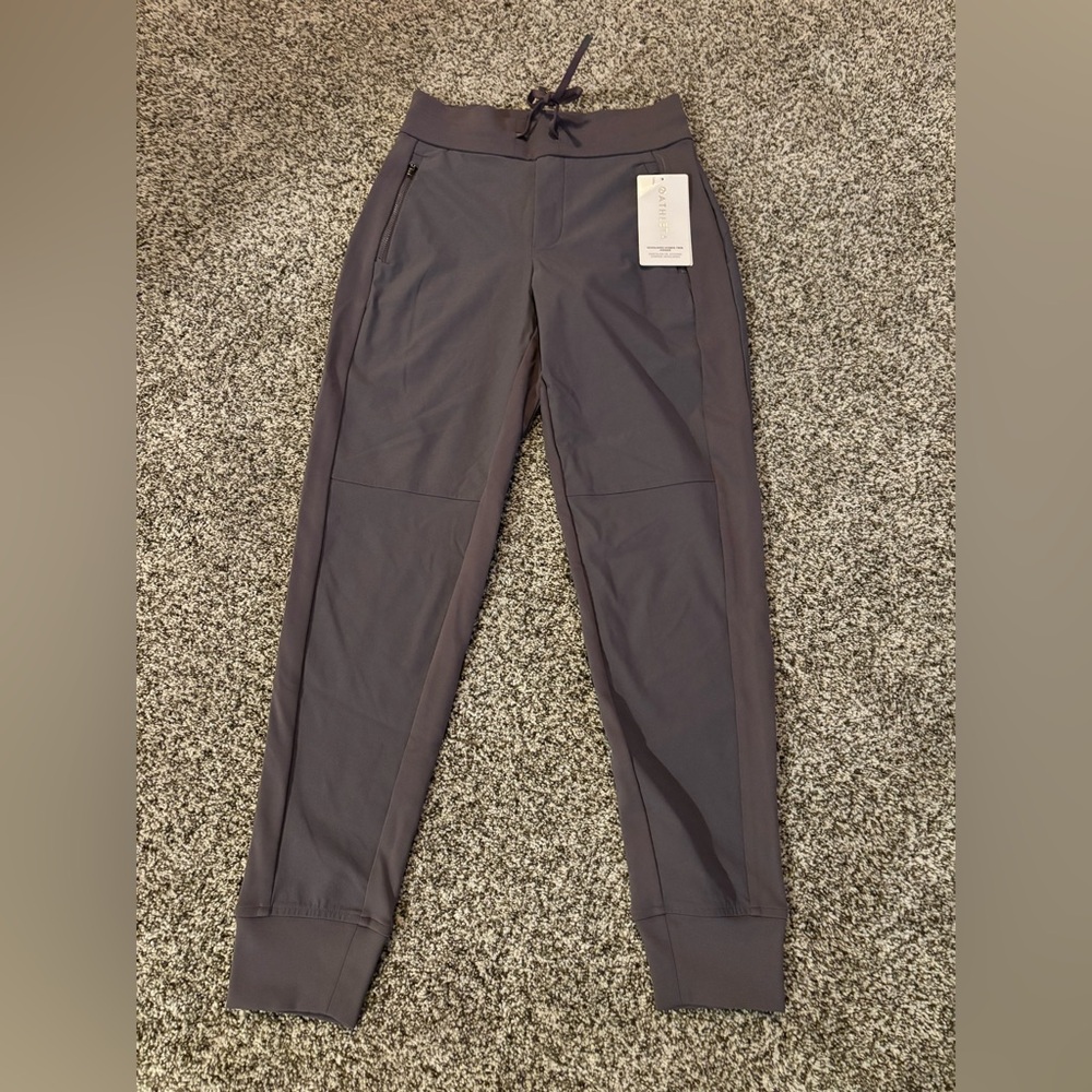 NWT- Athleta Headlands Hybrid Trek Jogger